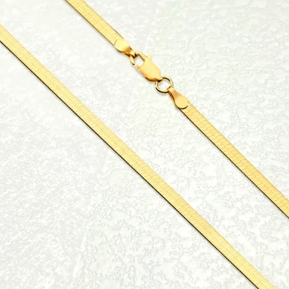 14K Gold Herringbone Chain Necklace ITALY 20" or 24". 14K Gold Plated Brass 4mm - Picture 4 of 8